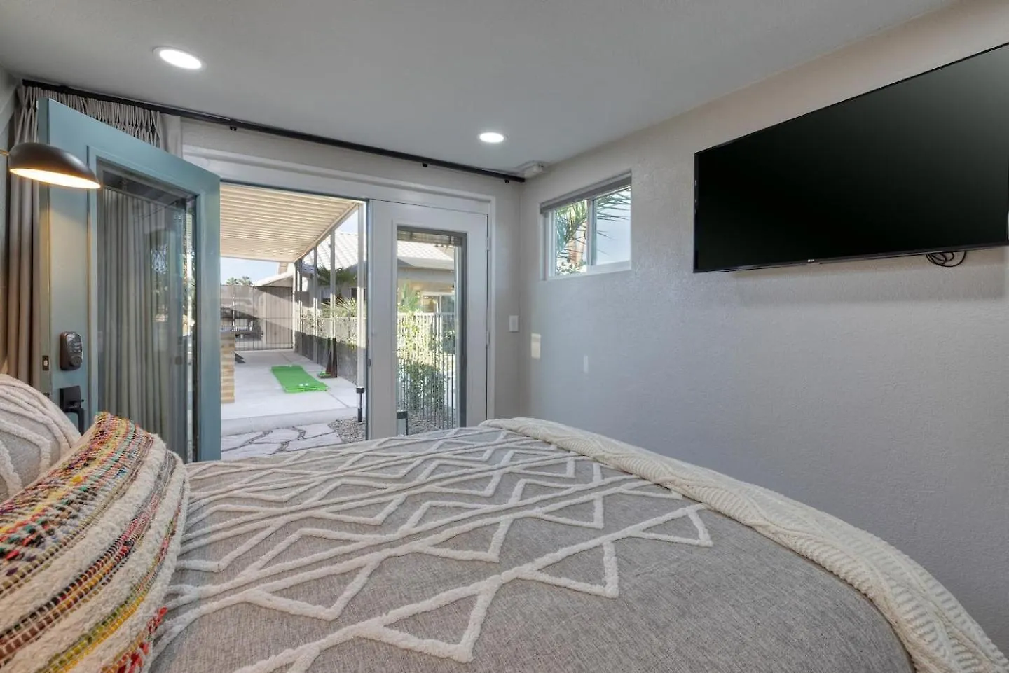 Oasis In The Desert W Heated Pool Fully Renovated Las Vegas 0*,  ABD