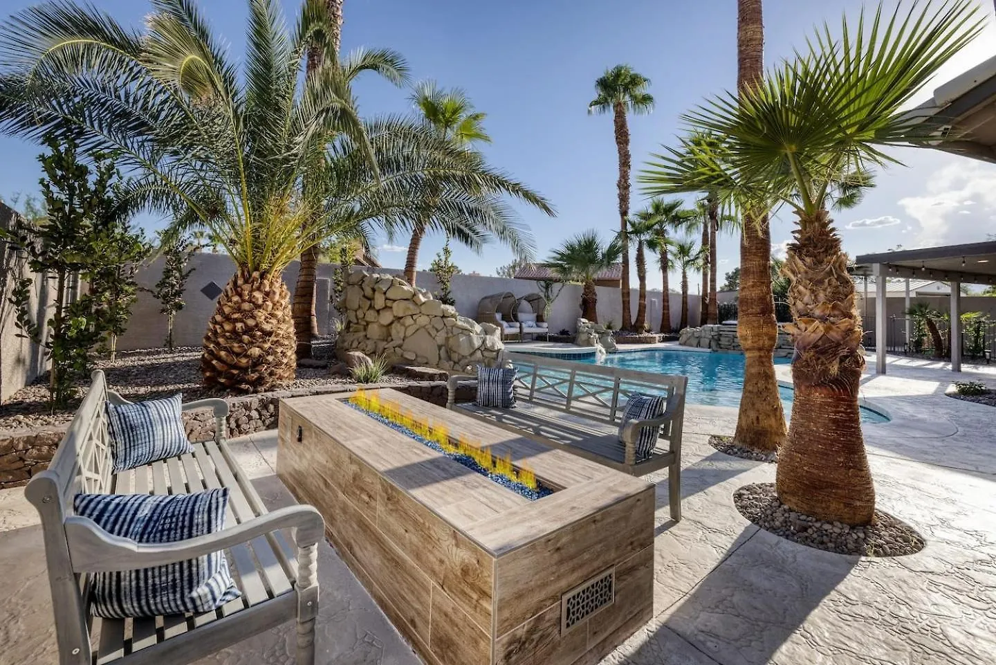 Oasis In The Desert W Heated Pool Fully Renovated Las Vegas Tatil Evi